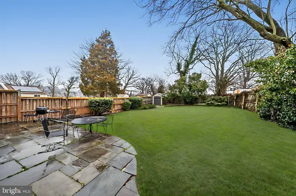 813 DELAFIELD ST NE, Washington, DC 20017