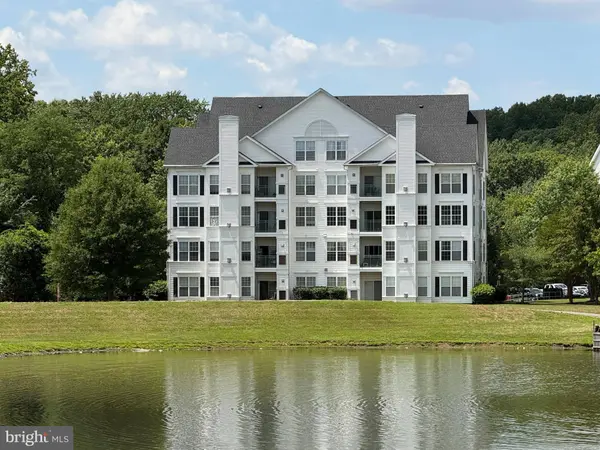 15620 EVERGLADE #305, Bowie, MD 20716