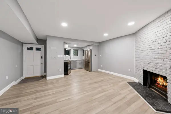 313 F ST NE #A, Washington, DC 20002