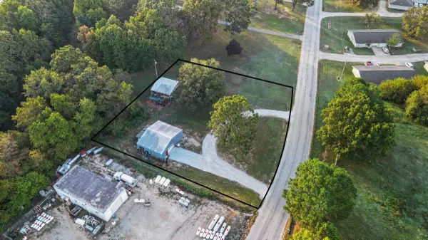 000 Creamery Road, West Plains, MO 65775