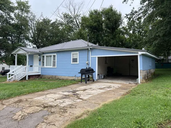 321 7th Street, Mountain Grove, MO 65711
