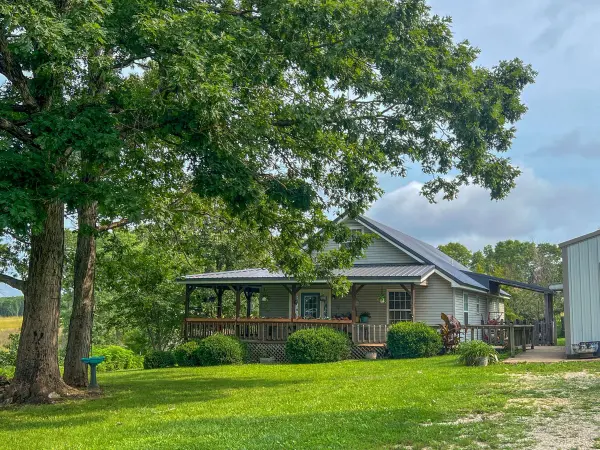 000 Rural Route 1 Box 565, Mountain Grove, MO 65711