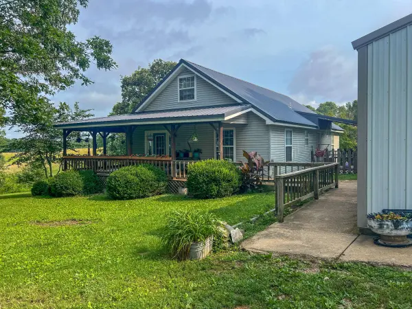 000 Rural Route 1 Box 565, Mountain Grove, MO 65711