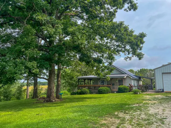000 Rural Route 1 Box 565, Mountain Grove, MO 65711