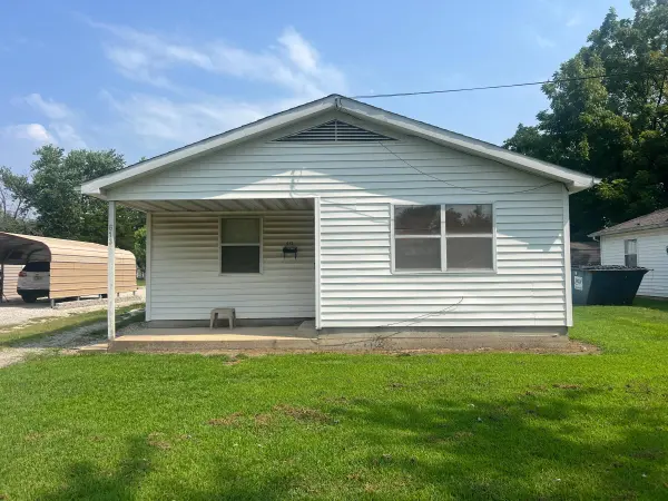 613 W Frisco ST, Mountain Grove, MO 65711