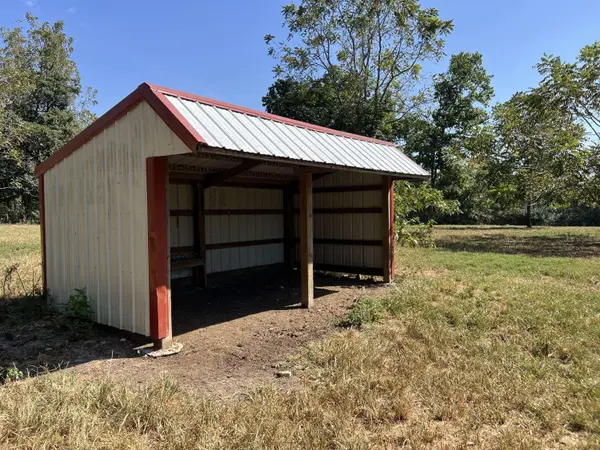 2355 King RD, Mountain Grove, MO 65711