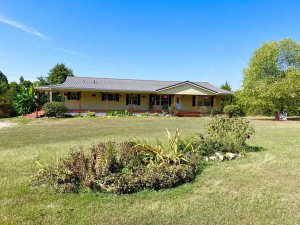 2355 King RD, Mountain Grove, MO 65711