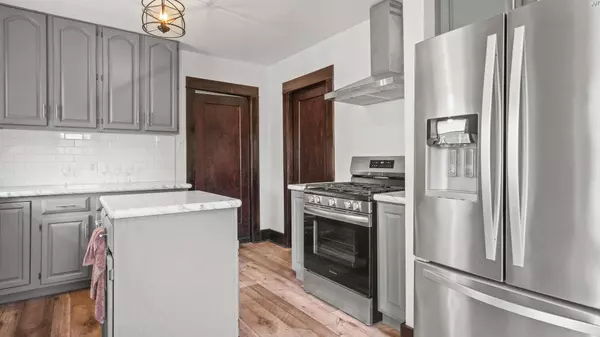 1211 W Main ST, West Plains, MO 65775