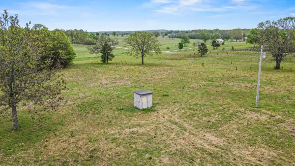 11277 County Road 8530, West Plains, MO 65775