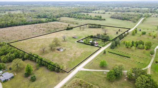 11277 County Road 8530, West Plains, MO 65775