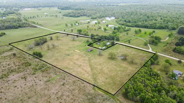 11277 County Road 8530, West Plains, MO 65775