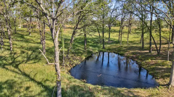 2813 State Route Aa, Willow Springs, MO 65793