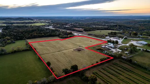 000 Business 60, Mountain Grove, MO 65711