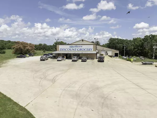 6839 Outer Road, Mountain Grove, MO 65711