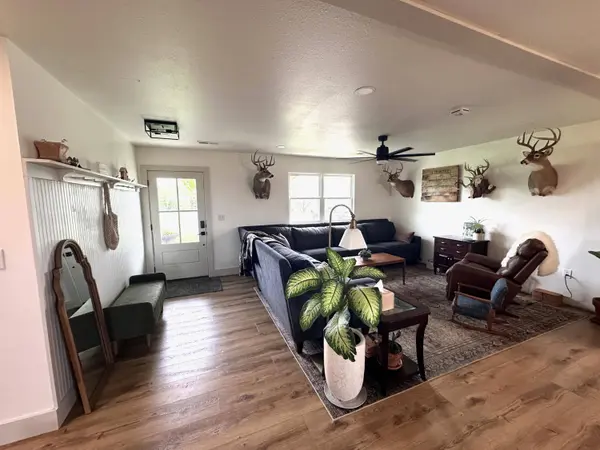 1467 Morris RD, Mountain Grove, MO 65711