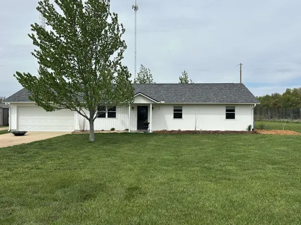 1467 Morris RD, Mountain Grove, MO 65711