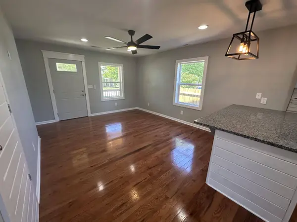230 S Elm ST, Mountain Grove, MO 65711