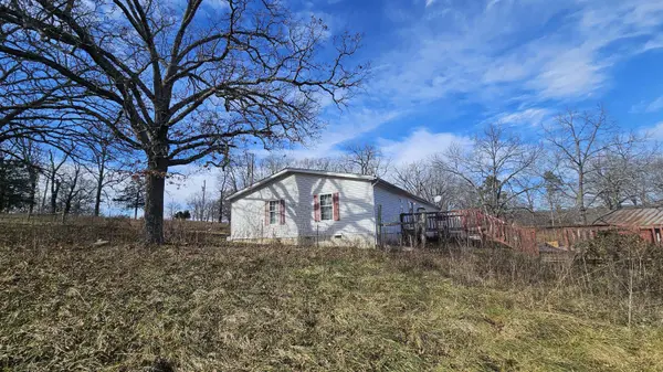 7740 Murr RD, Graff, MO 65660