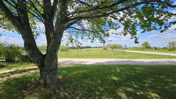 2437 State Highway Y, Norwood, MO 65717