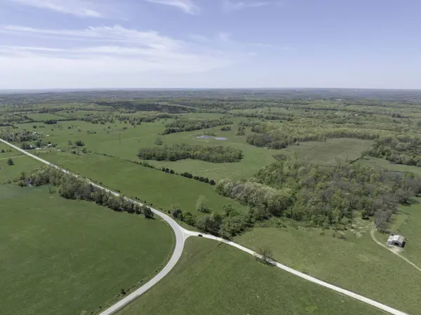 2437 State Highway Y, Norwood, MO 65717