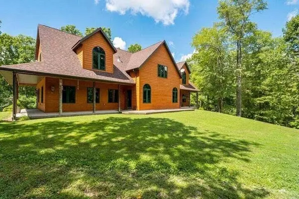 2789 Highway Jj, Squires, MO 65755