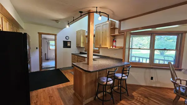 39913 Private Drive 1823, Mountain Grove, MO 65711