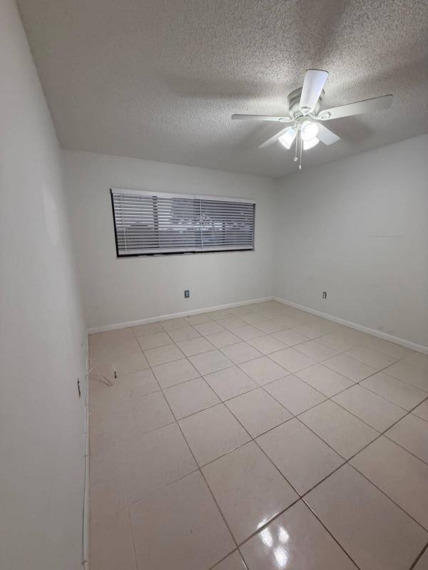 9743 W Mcnab RD 209, Tamarac, FL 33321