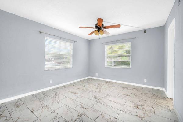 2455 NW 89th DR 206, Coral Springs, FL 33065