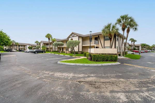 2455 NW 89th DR 206, Coral Springs, FL 33065