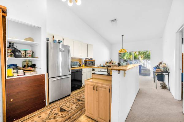 801 SW 12th PL, Fort Lauderdale, FL 33315