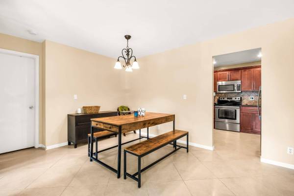 4772 NW 22nd ST #42122, Coconut Creek, FL 33063