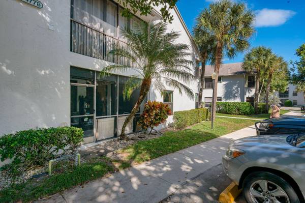 4772 NW 22nd ST #42122, Coconut Creek, FL 33063