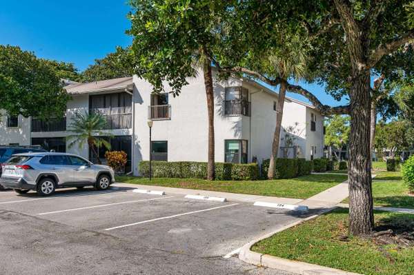 4772 NW 22nd ST #42122, Coconut Creek, FL 33063