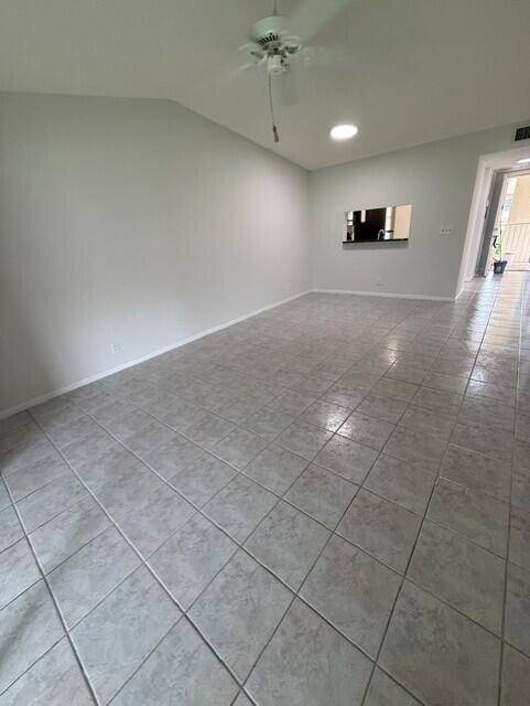 3031 HOLIDAY SPRINGS BLVD #202-7, Margate, FL 33063
