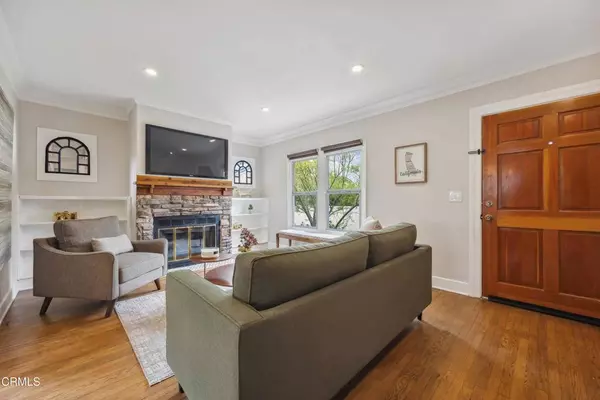 10918 Betty Lou LN, Tujunga, CA 91042