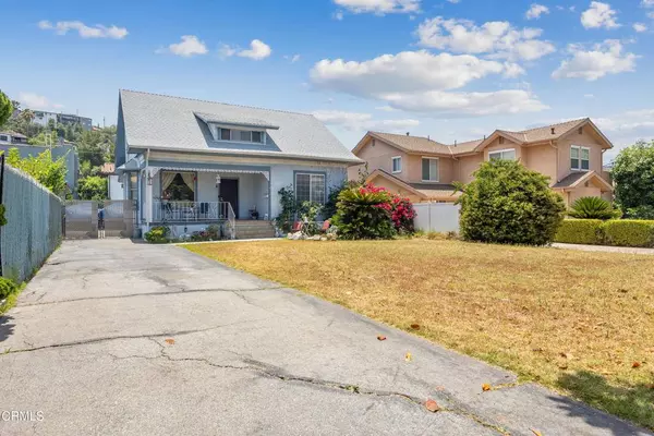 1318 E Garfield AVE, Glendale, CA 91205