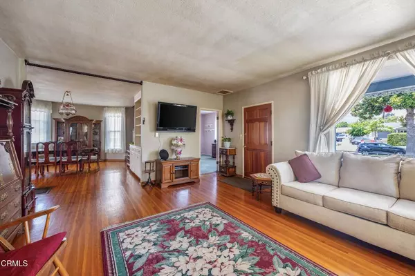 1318 E Garfield AVE, Glendale, CA 91205