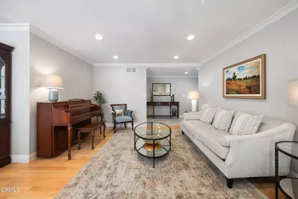 9263 La Shell DR, Los Angeles, CA 91042