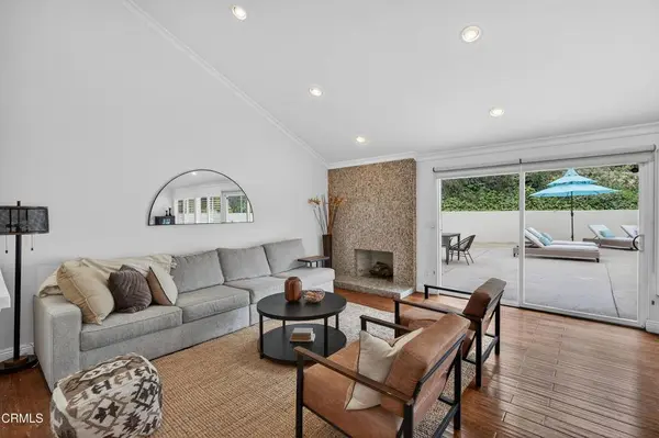 9327 La Shell DR, Tujunga, CA 91042