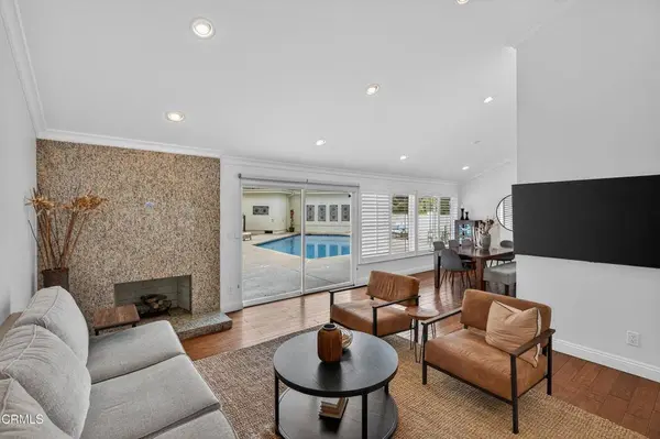9327 La Shell DR, Tujunga, CA 91042