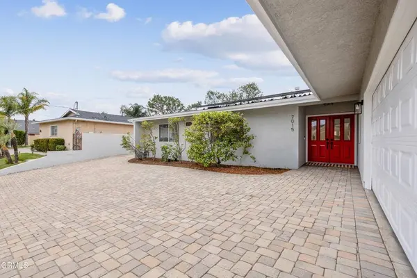 7015 Charrick PL, Tujunga, CA 91042