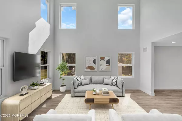 169 Grand Central Parkway, Bayville, NJ 08721