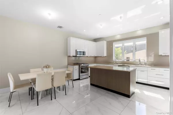 64 N Cole AVE #111, Spring Valley, NY 10977