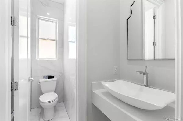 64 N Cole AVE #111, Spring Valley, NY 10977