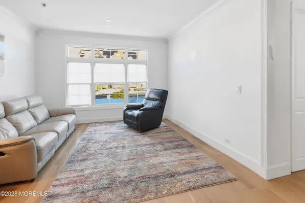 2 Basswood Drive, Lakewood, NJ 08701