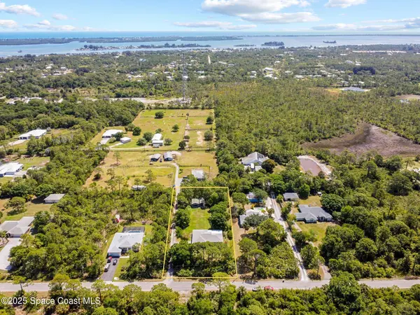 5895 Pine Sap AVE, Grant, FL 32949