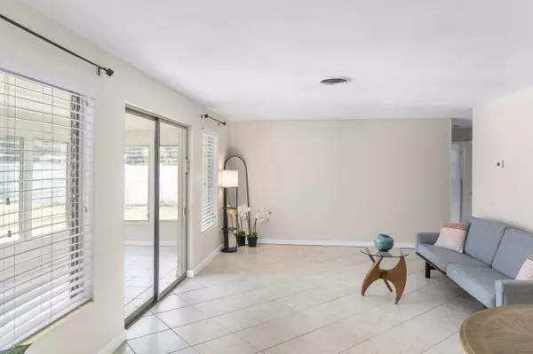 1776 35th AVE, Vero Beach, FL 32960