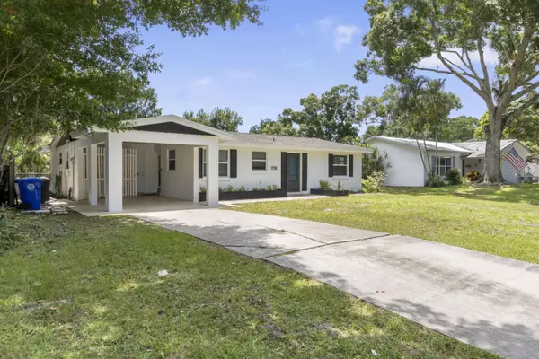 1776 35th AVE, Vero Beach, FL 32960