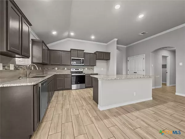 5205 Colina DR, Killeen, TX 76549