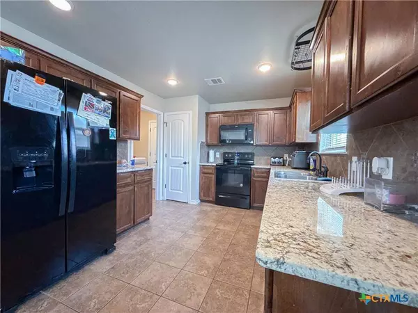 2701 Settlement RD, Copperas Cove, TX 76522